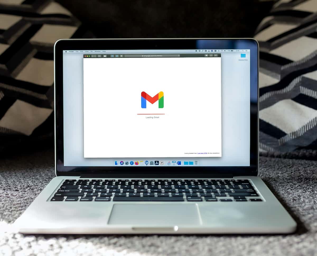 5 Common Errors with Business Emails and How to Avoid Them Emails delivered via ESP and email clients